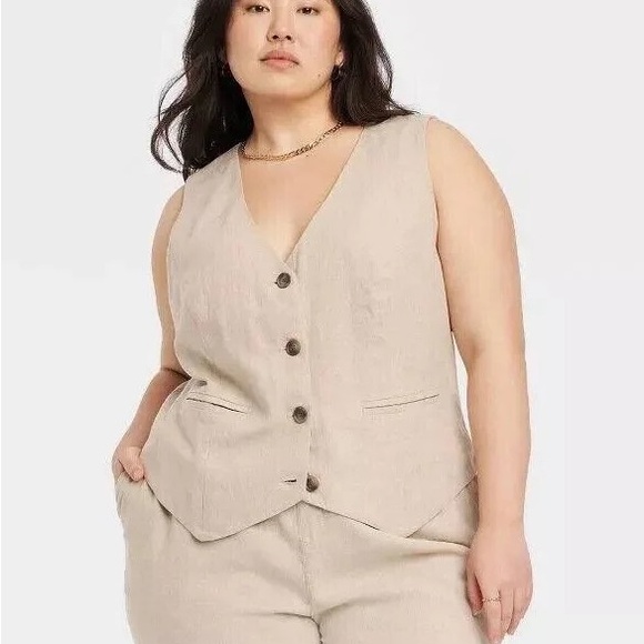 Tan/Beige Women's Linen Vest - Picture 3 of 6